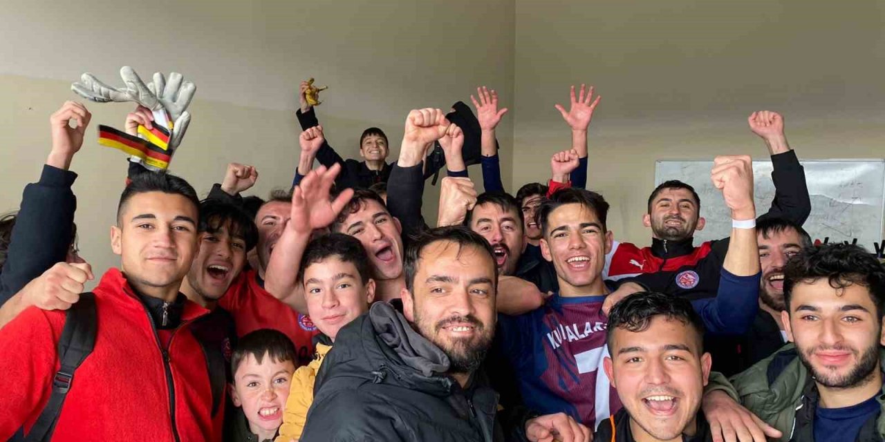 Sandıklı Kumalar Spor, Süper Amatör Lig’e çıktı