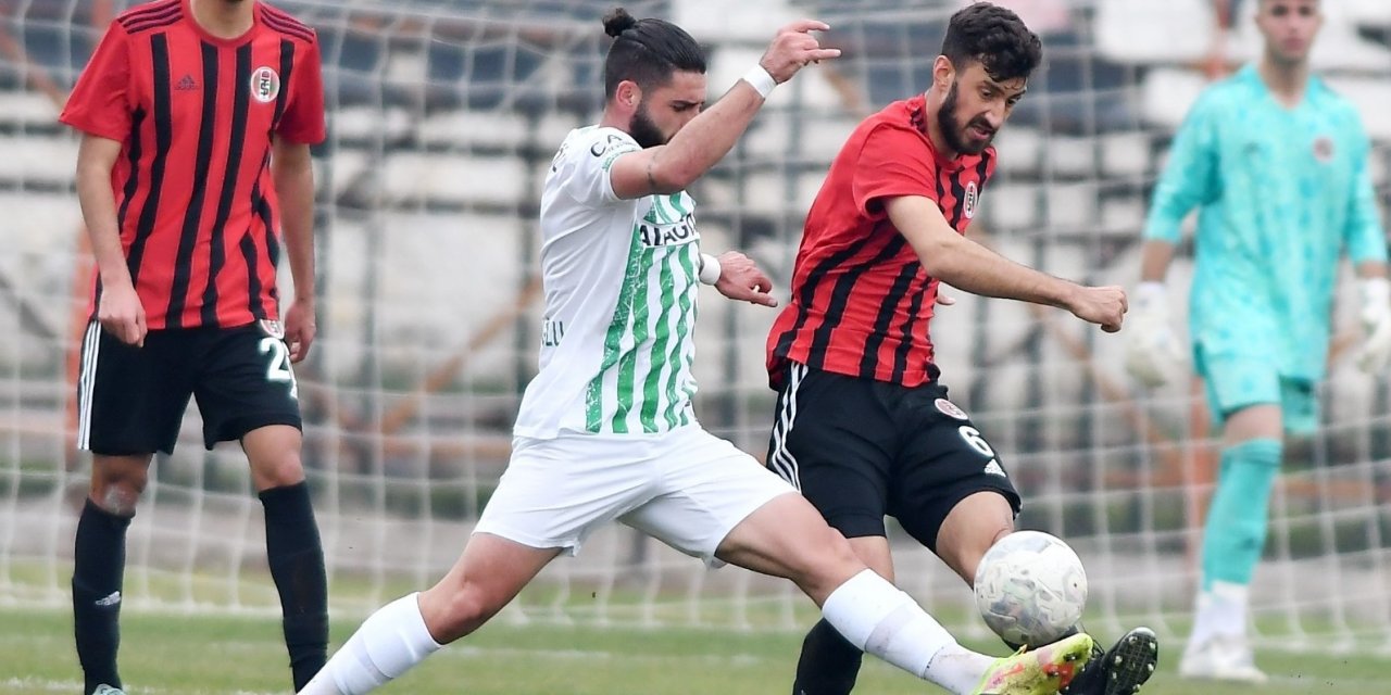 TFF 3. Lig: Turgutluspor: 1 - Iğdır FK: 3