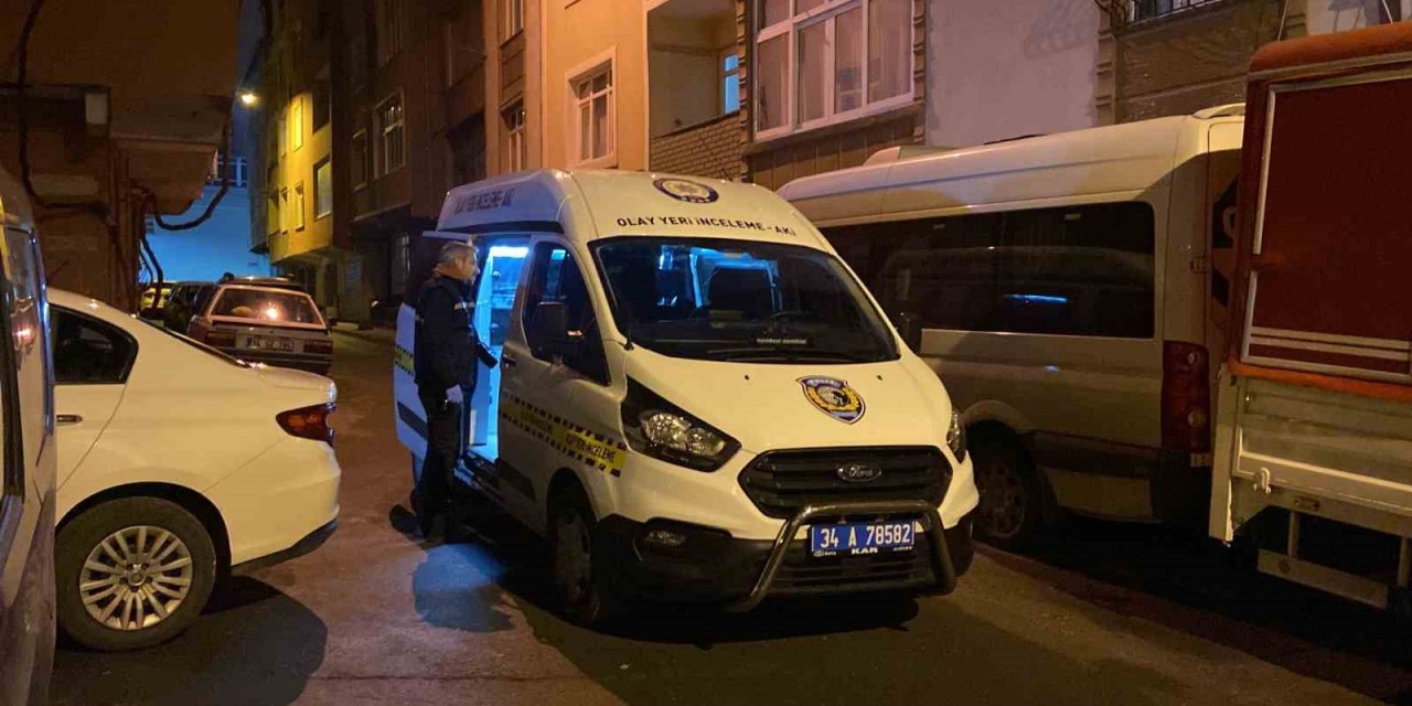 Esenlerde koca dehşeti: Boşanma aşamasında olduğu eşini sokak ortasında öldürdü