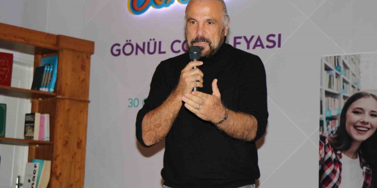 Mete Yarar: "Osmanlı, hiç emperyalist olmamıştır"