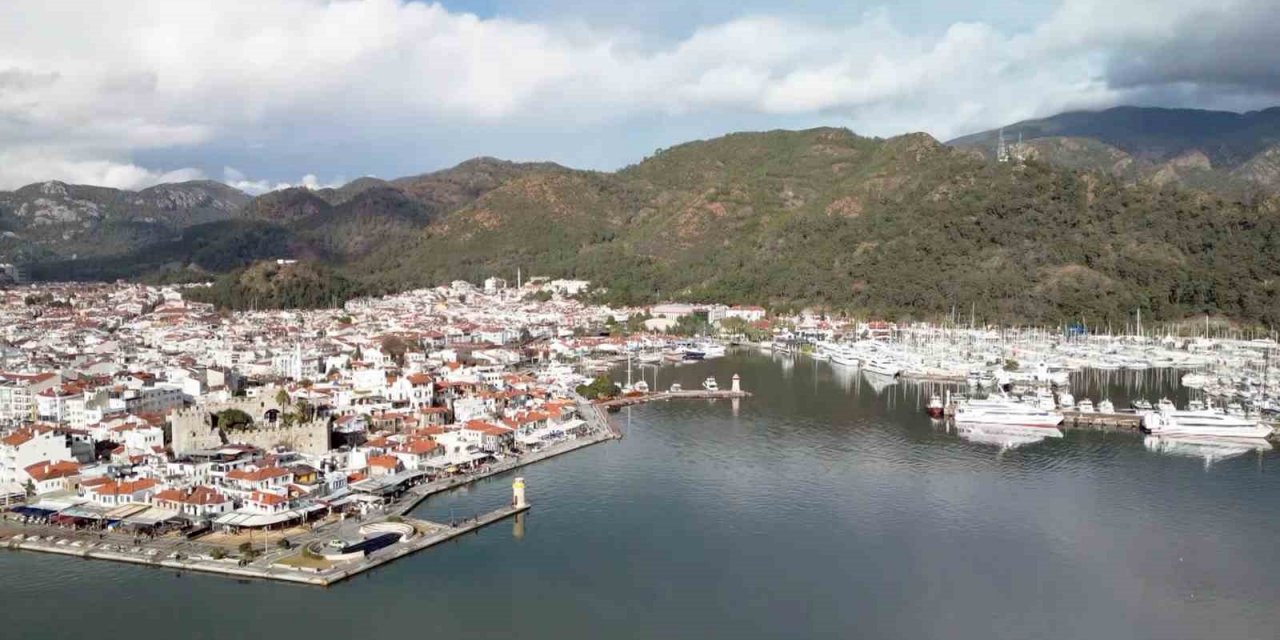 Marmaris körfezi normalle döndü