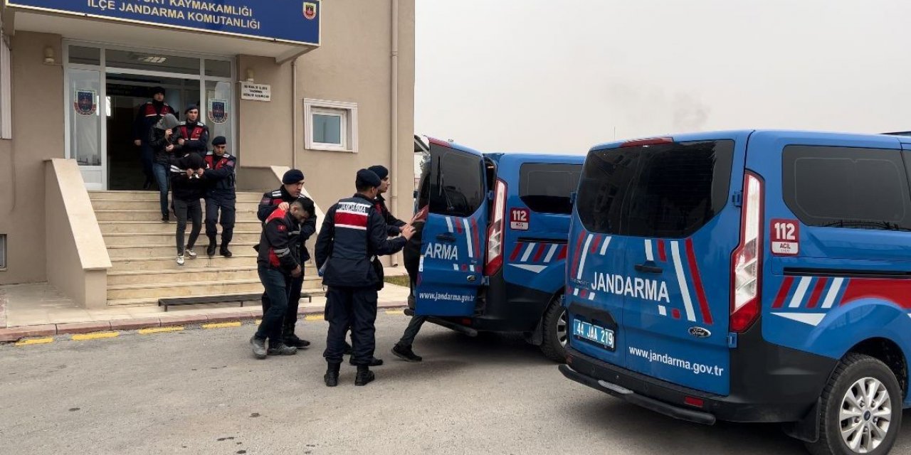 Malatya’da yediemin otopark çetesi çökertildi