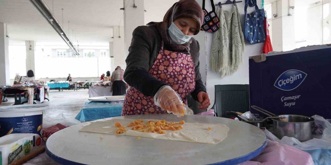 Maharetli kadınlar üretip kazanıyor