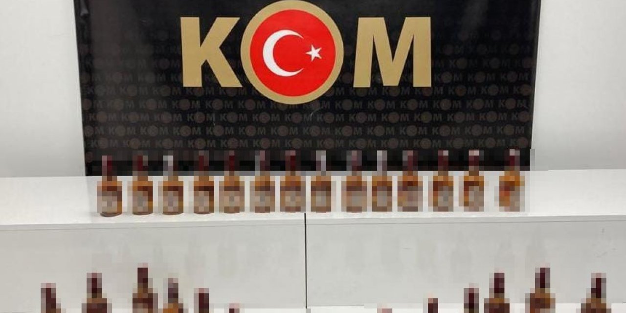 Samsun’da bir araçta sahte bandrollü içki ele geçirildi