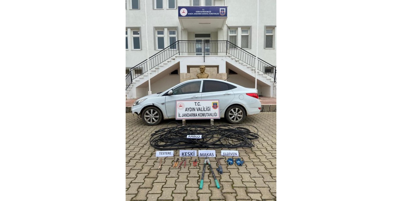 Kablo hırsızları suçüstü yakalandı