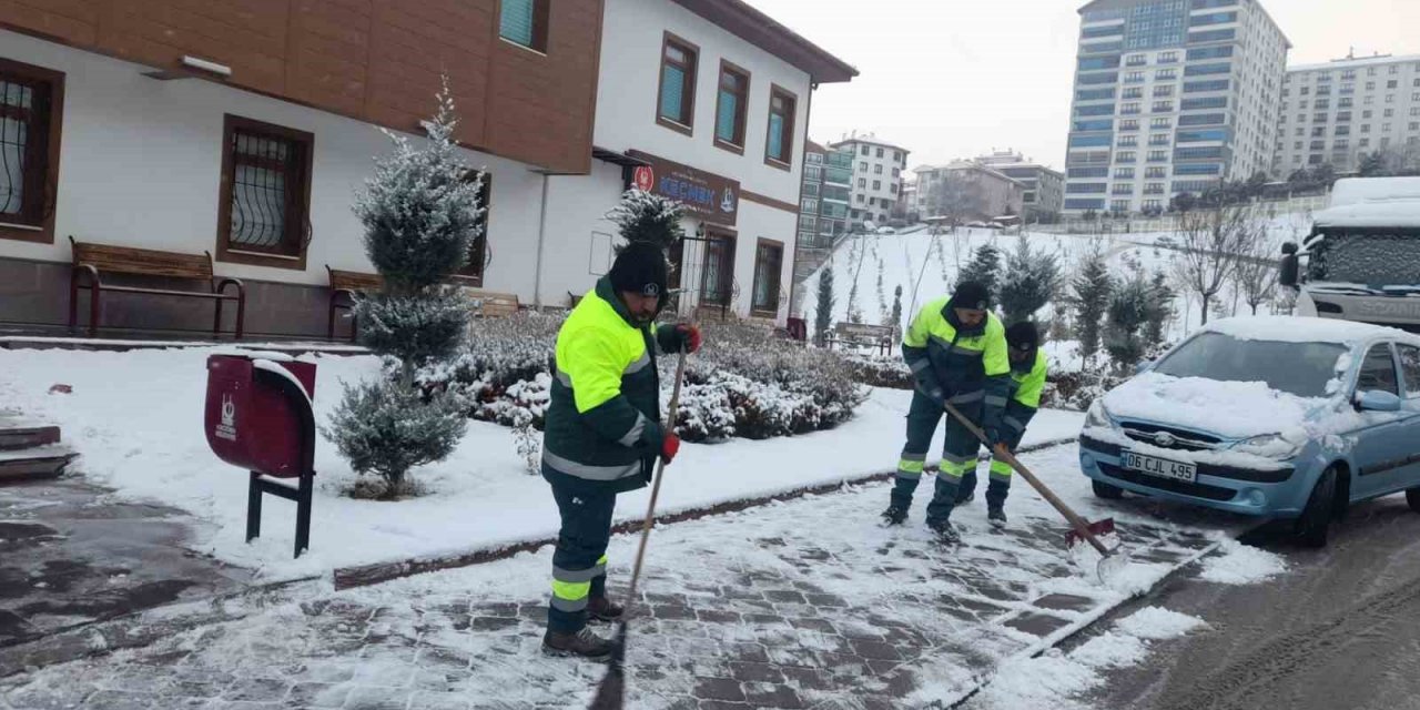 Ankara'nın Kış Hazırlığı: 150 Bin Ton Tuz İhalesi Açıldı
