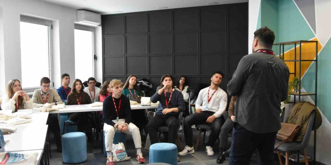 Yunus Emre Enstitüsünün uluslararası ağı genişliyor