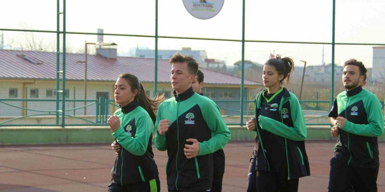 Özel yetenekli gençlere özel eğitim