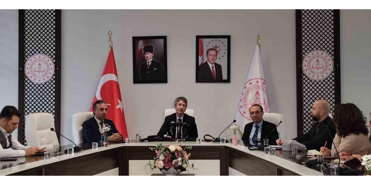 İstanbul İl Milli Eğitim Müdürü Yazıcı, “3, 4, 5 yaşlarındaki anaokulu öğrencileri 6 Şubat itibariyle okullarda 1 öğün ücretsiz yemek yiyebilecek”