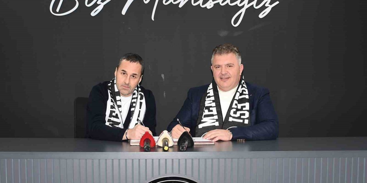 Manisa FK, Teknik Direktör Yalçın Koşukavak ile sözleşme imzaladı