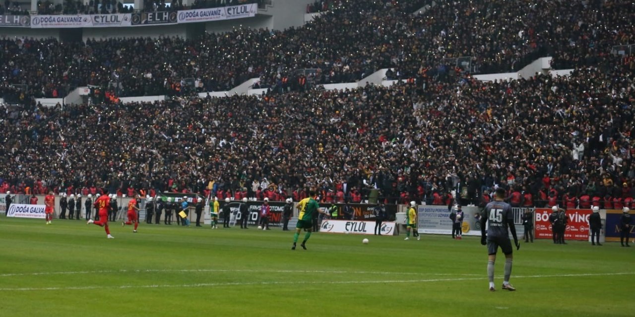 TFF 2. Lig ve BAL’da mücadele eden Diyarbakır takımları 3 puana 1 golle uzandı