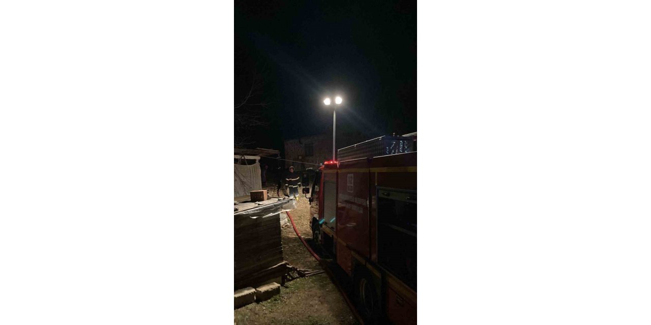 Muğla’da psikolojik sorunları olan vatandaş evini ateşe verip kaçtı