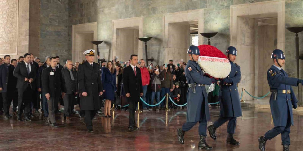 Gümrük muayene memurları Gümrük Günü’nde Anıtkabir’de