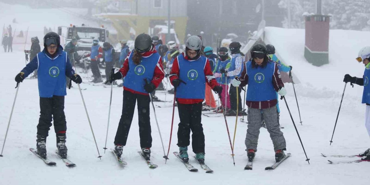 Uludağ’da kayak heyecanı başladı