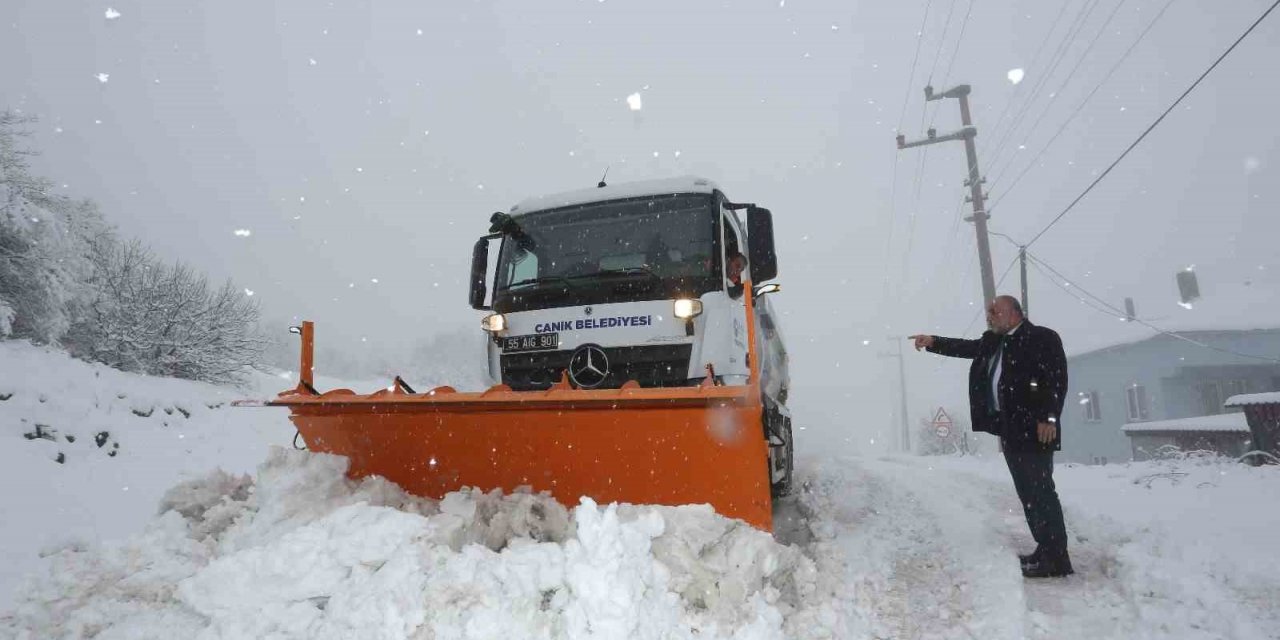 Canik’te karla mücadele