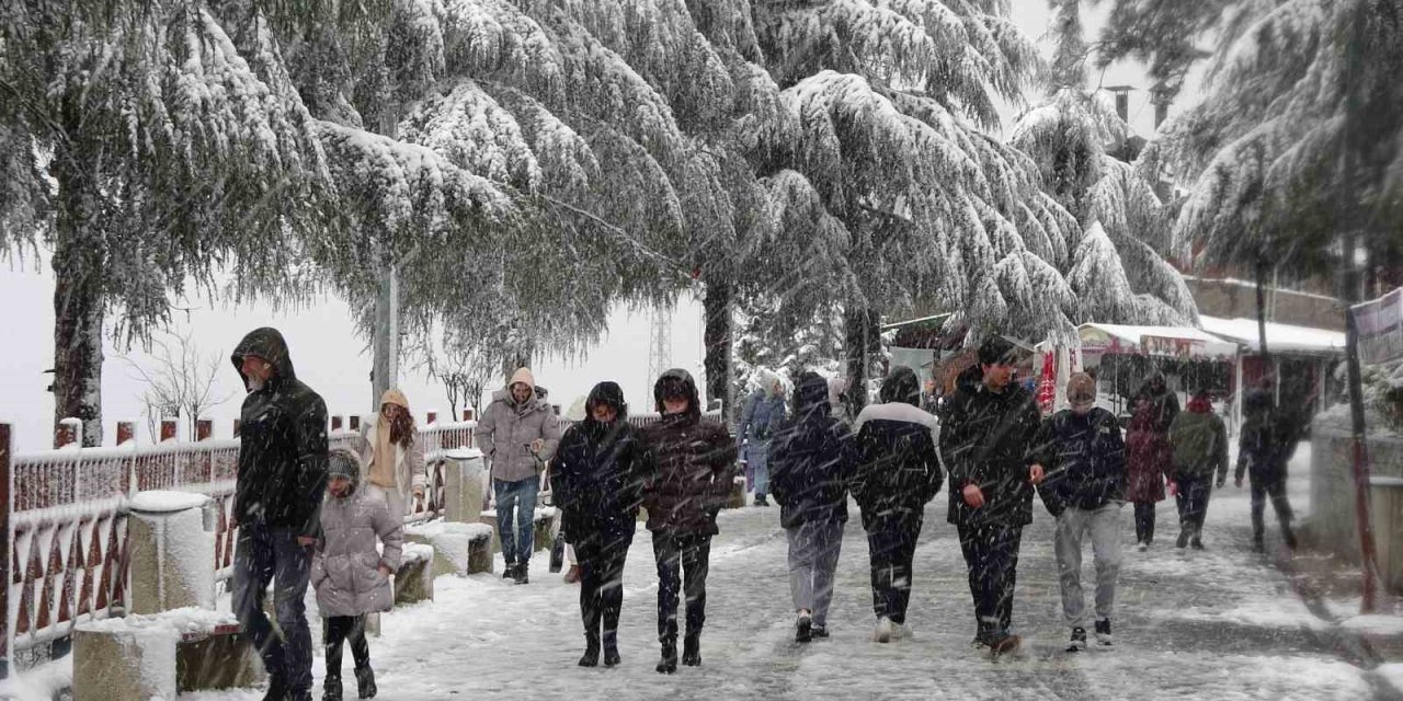 Ordu’da kar güzelliği: Boztepe beyaz gelinliğini giydi