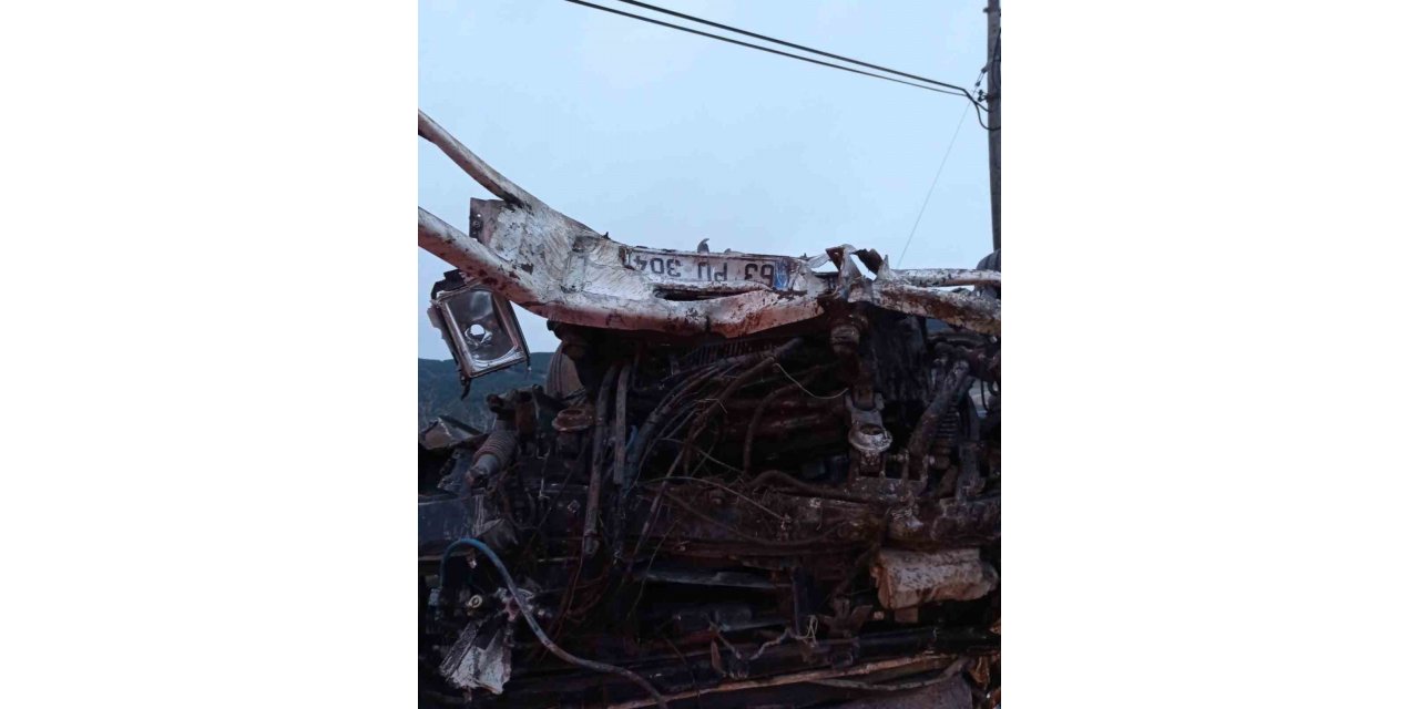 Mersin’de iki ayrı kaza:1 ölü,3 yaralı