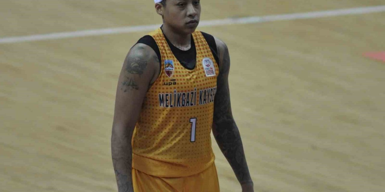 En skorer isim Lyndra Weaver