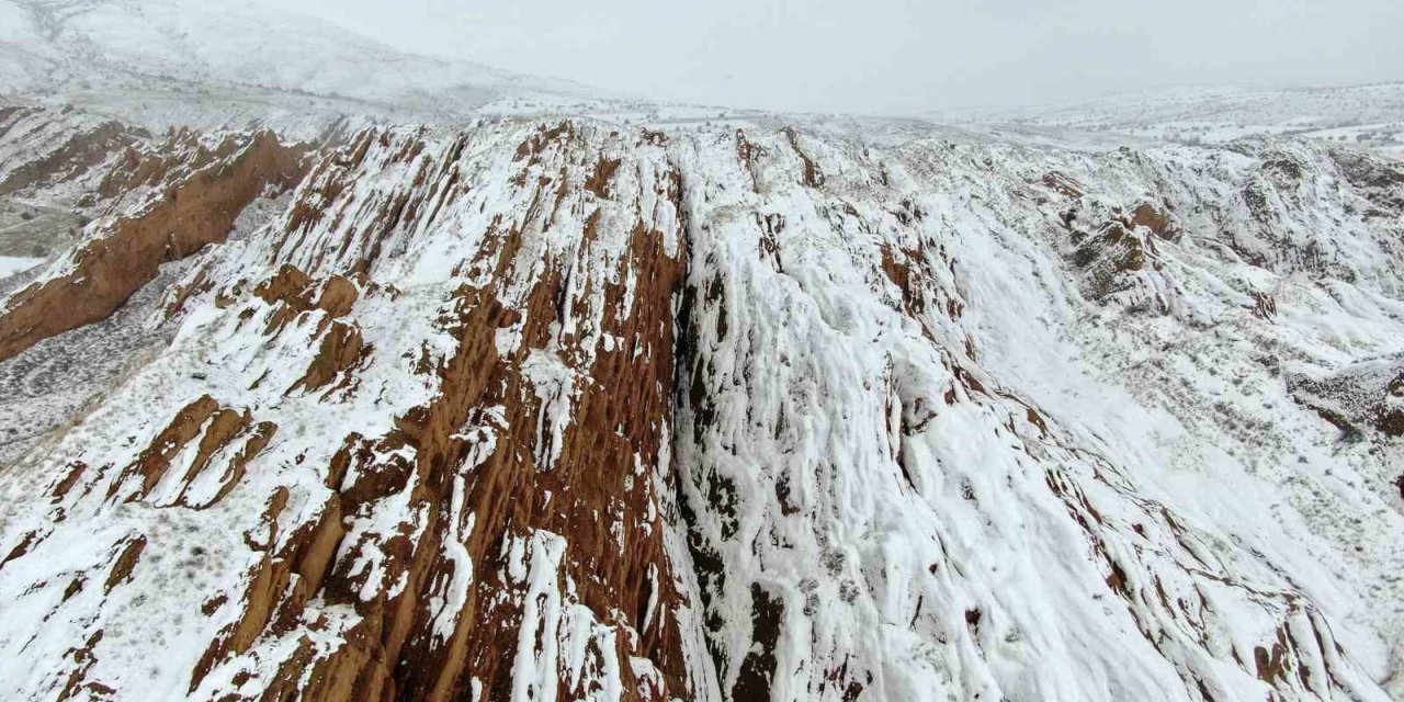 Dünyadaki Mars kar altında