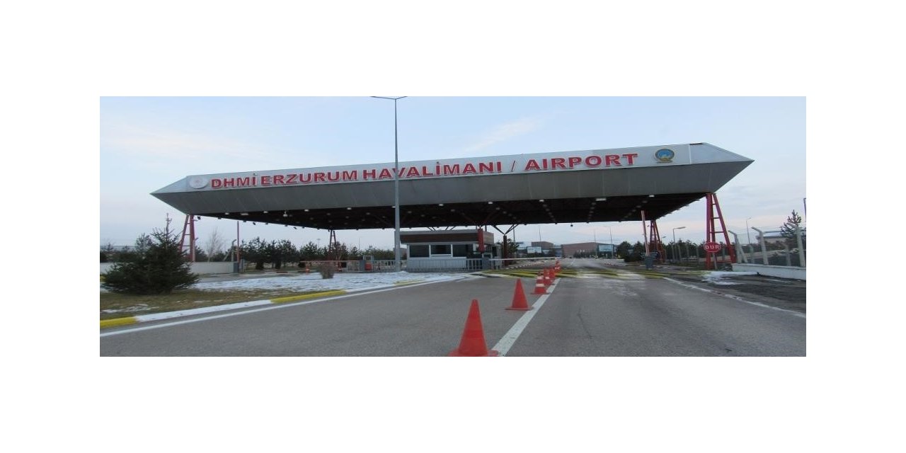 Erzurum’da yoğun kar yağışı, uçak seferleri iptal edildi