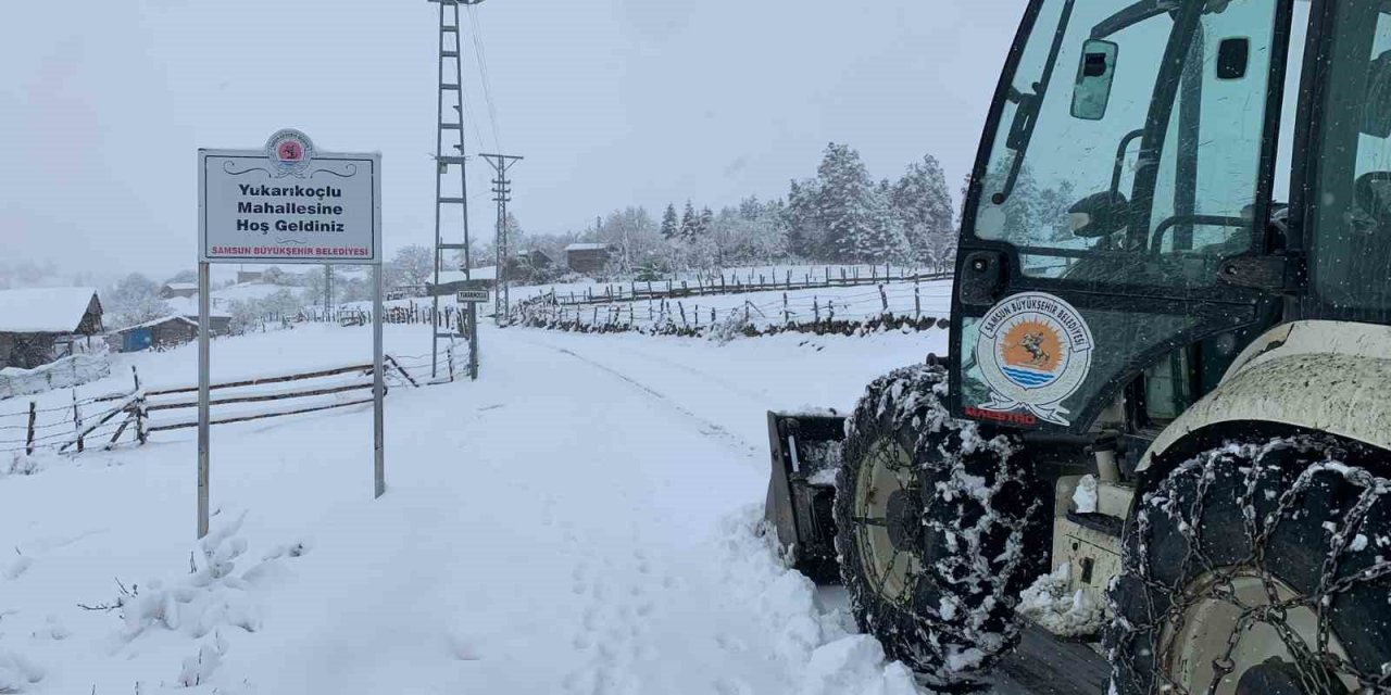 Samsun’da 183 araç ve 313 personelle karla mücadele