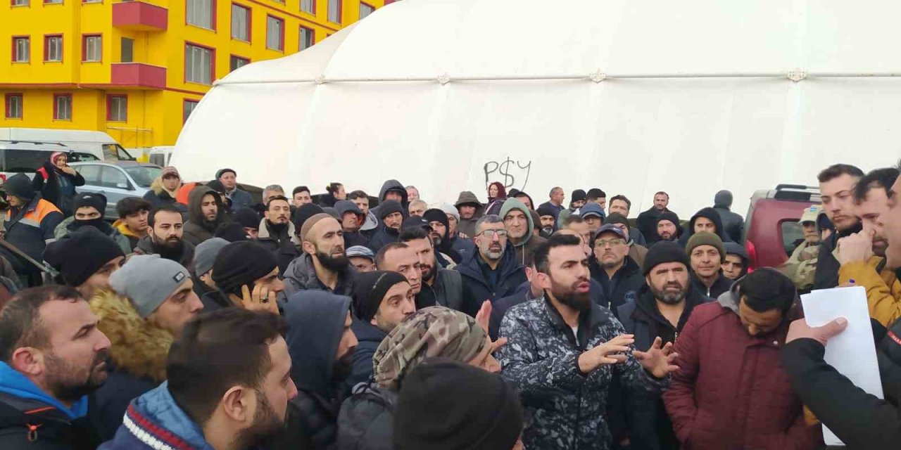 Çatalca Belediyesi pazar esnafını mağdur etti