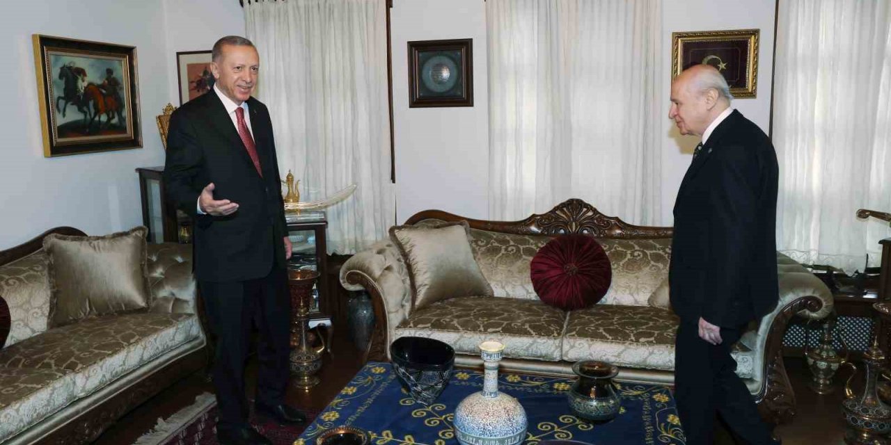 Cumhurbaşkanı Erdoğan MHP Genel Başkanı Bahçeli’yi evinde ziyaret ediyor