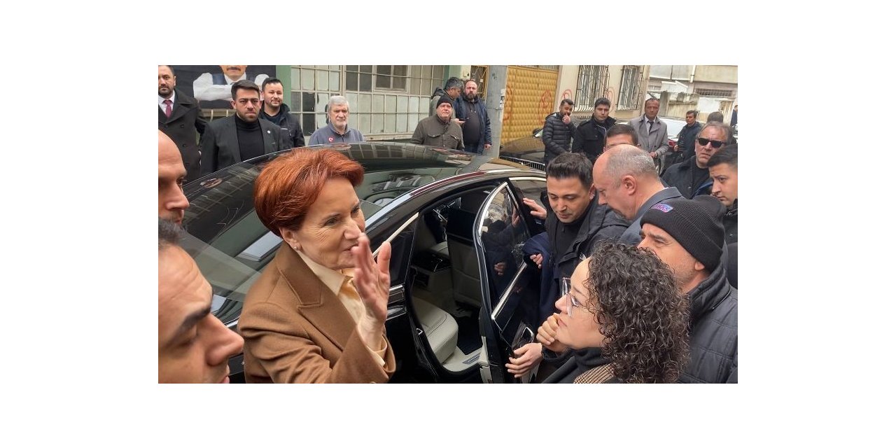 Meral Akşener, Sinan Ateş’in ailesini ziyaret etti
