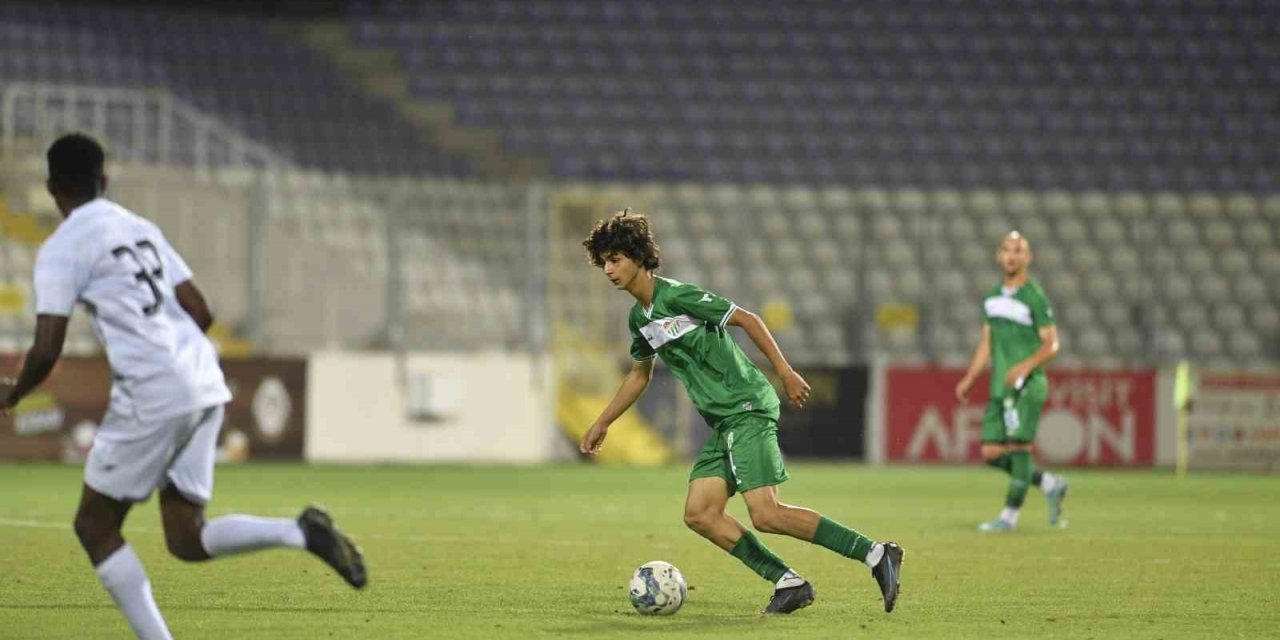 Bursasporlu futbolcu Tuğhan Yıldız’a Roma ve Inter’in ilgisi var