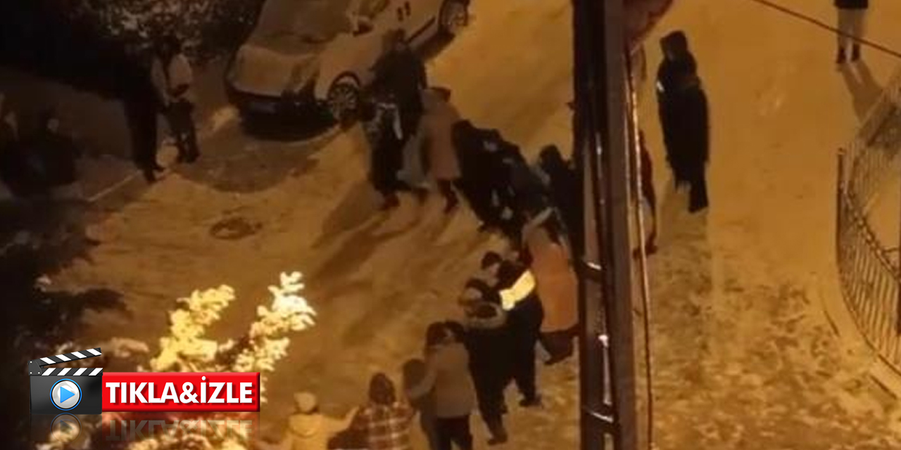 Ankara’da halaylı kar yağışı kutlaması
