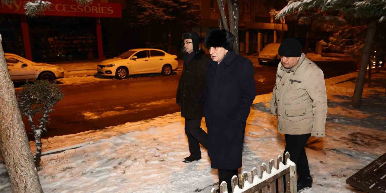 Başkan Altınok’tan sabaha kadar kar denetimi