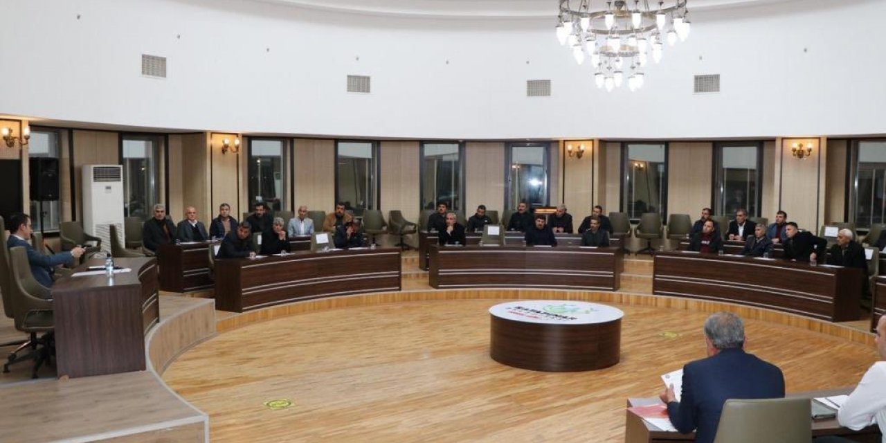 Kayapınar’da 2023 yılının ilk muhtarlar toplantısı düzenlendi