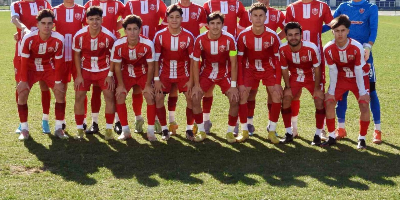 Kepez’in U18 takımı dolu dizgin gidiyor