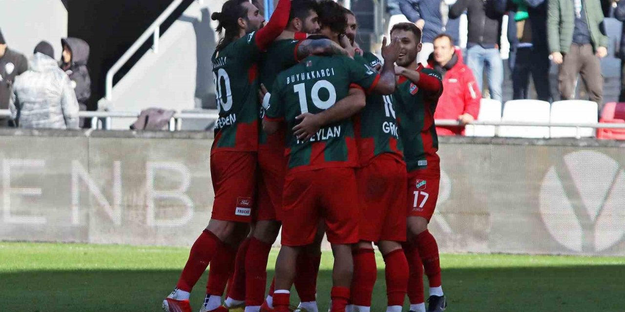 Karşıyaka, zirveye yaklaşmak istiyor