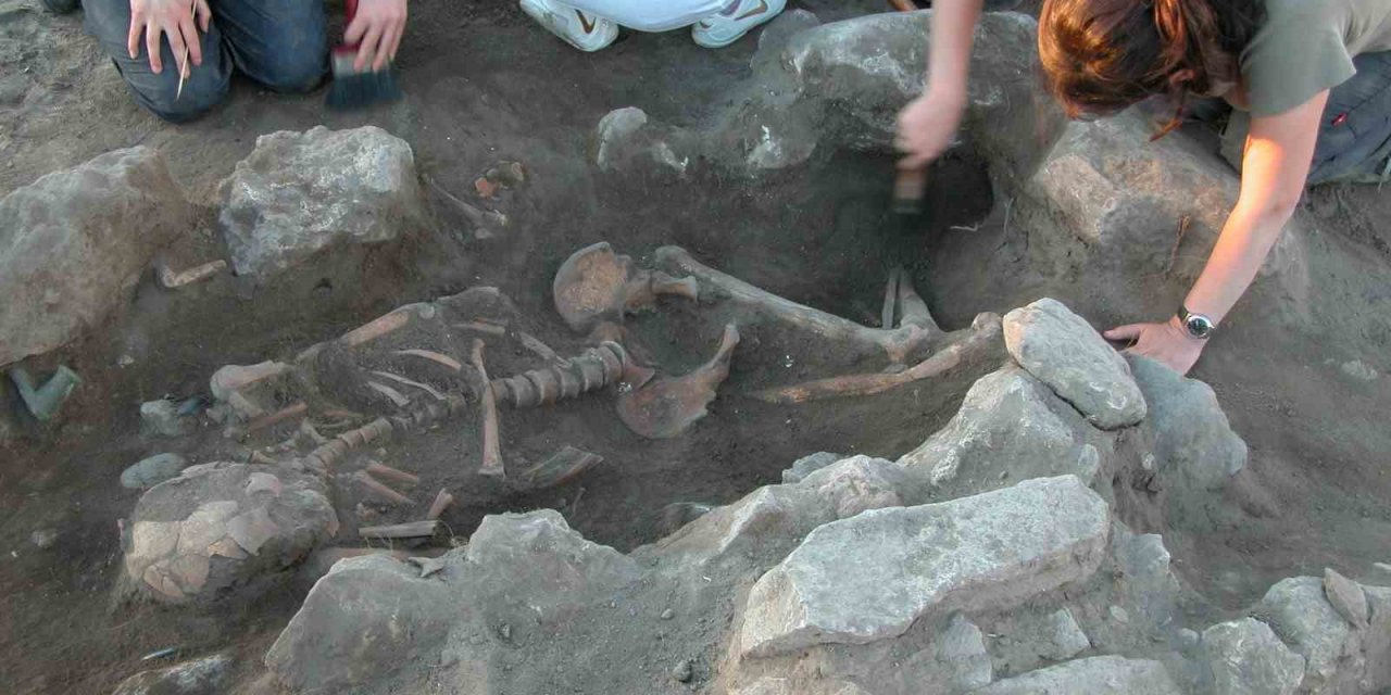 Kadınlar 4 bin yıl önce de ’TAKI’yormuş