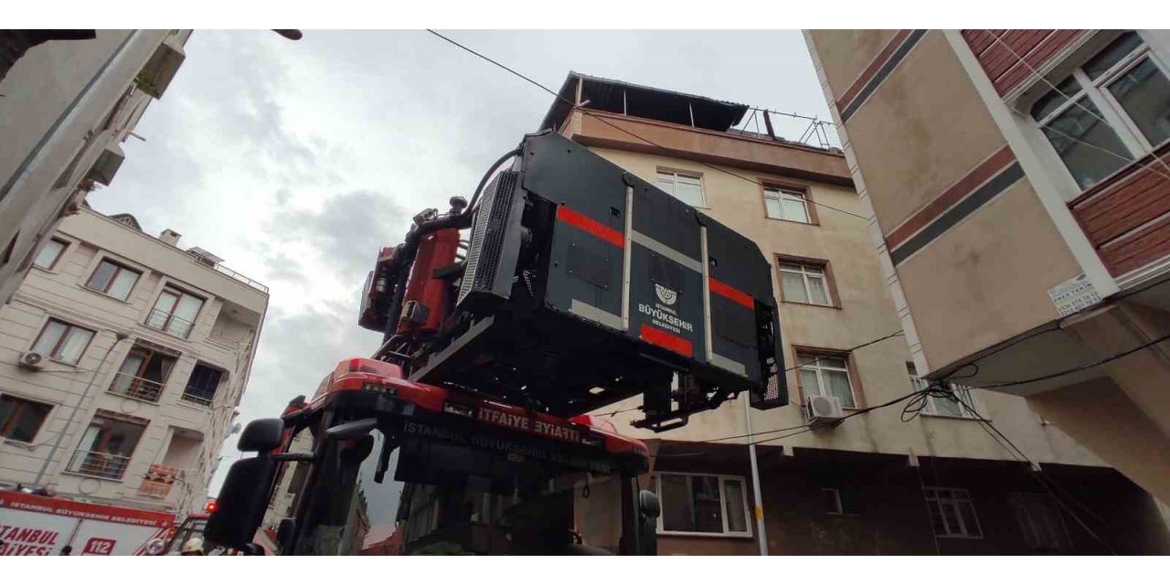 Zeytinburnu’nda korkutan yangın