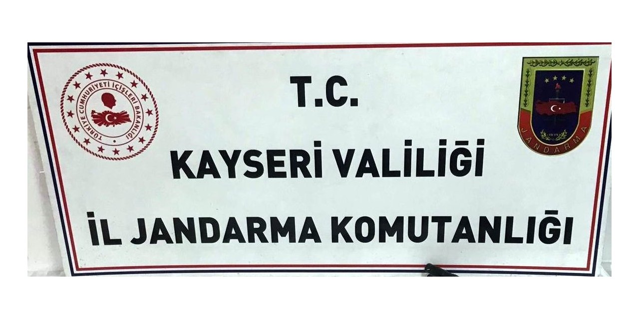 Jandarma 10 Terör Şüphelisini Yakaladı