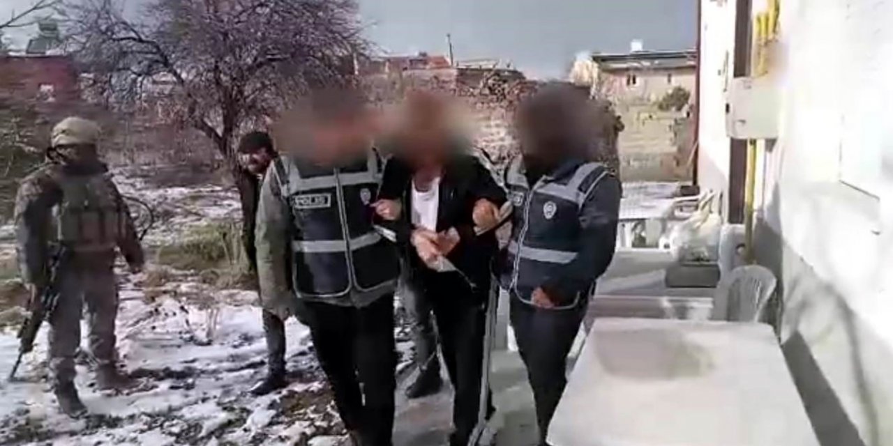 Kayseri polisinden bağ evine özel harekat destekli operasyon