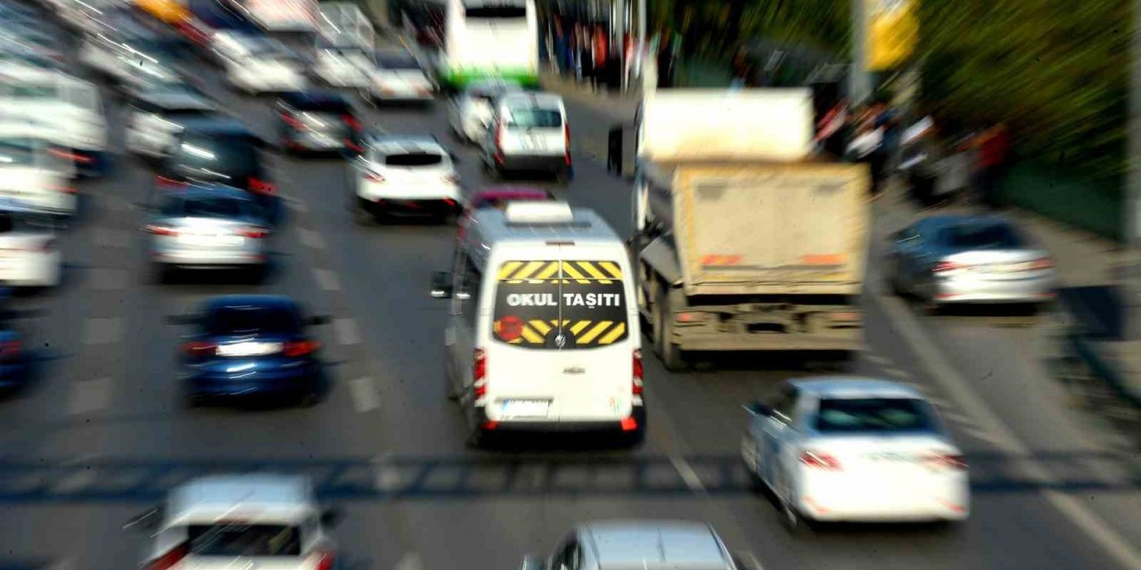 Bursa’da okul servisi fiyatlarına ara zam geldi