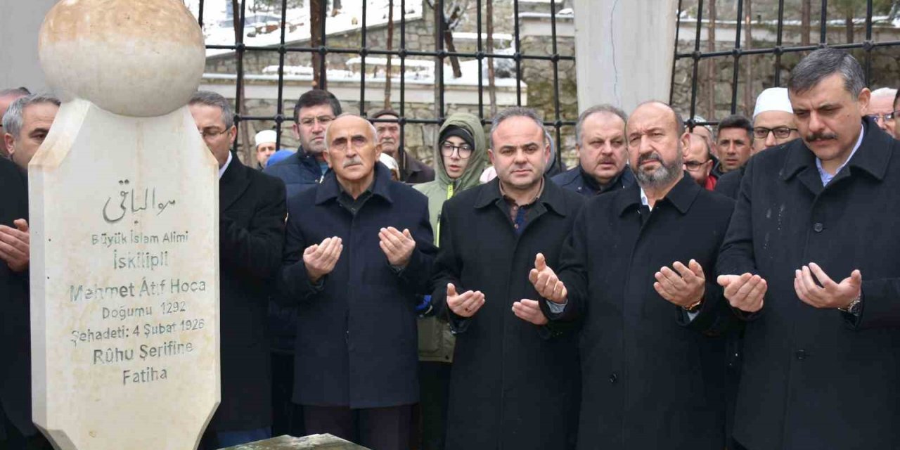 İskilipli Atıf Hoca mezarı başında anıldı