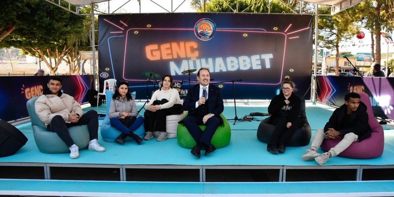 Vali Pehlivan: "Tüm birimlerimizle gençlerimizin hizmetindeyiz"