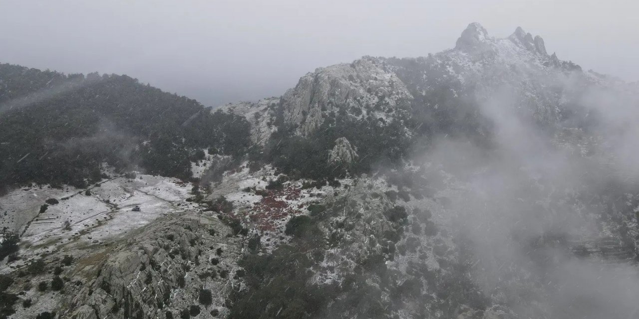 Latmos’a yılın ilk karı düştü, kartpostallık görüntüler ortaya çıktı