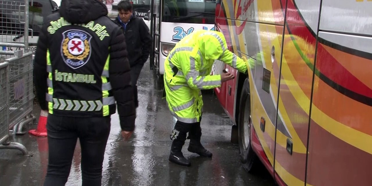 15 Temmuz Demokrasi Otogarı’nda kış lastiği denetimi