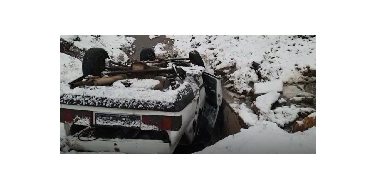 Kanala uçan otomobildeki aile ölümden döndü