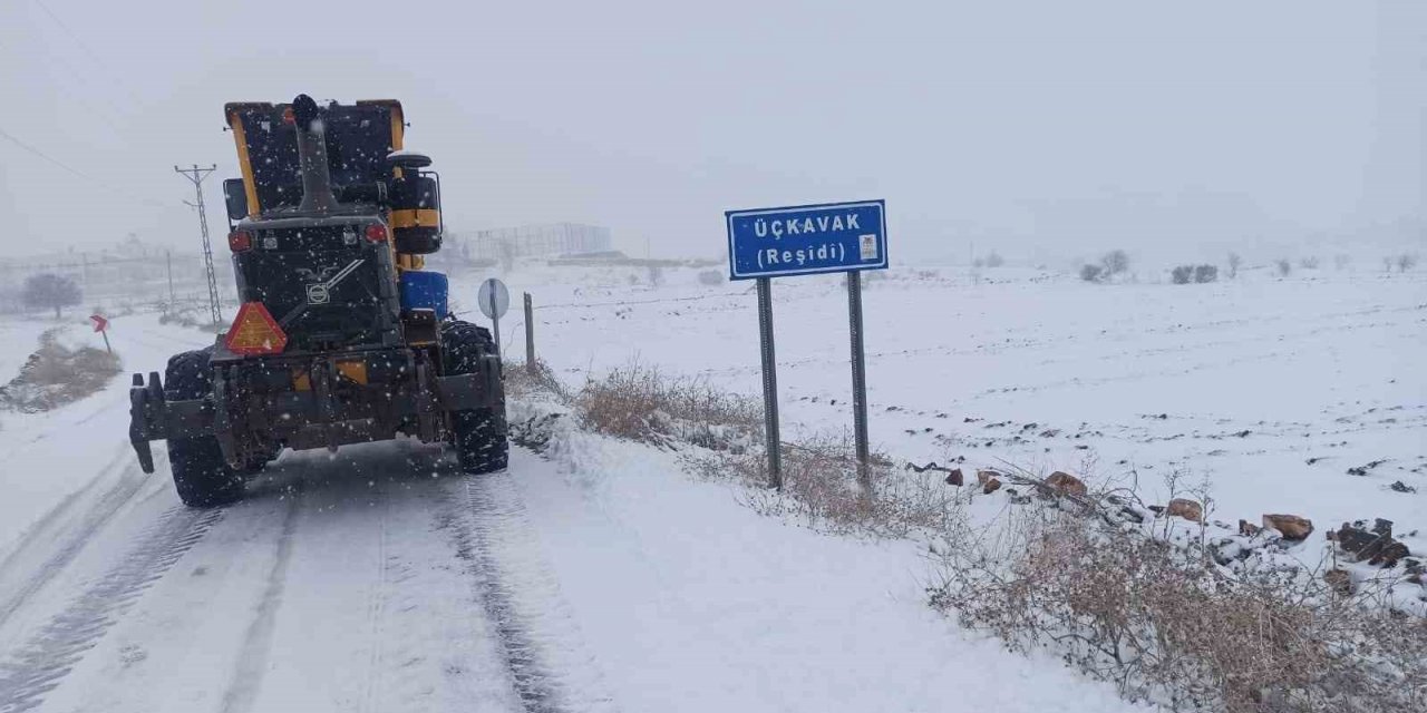 Mardin’de 157 kırsal mahallenin yolu ulaşıma kapandı
