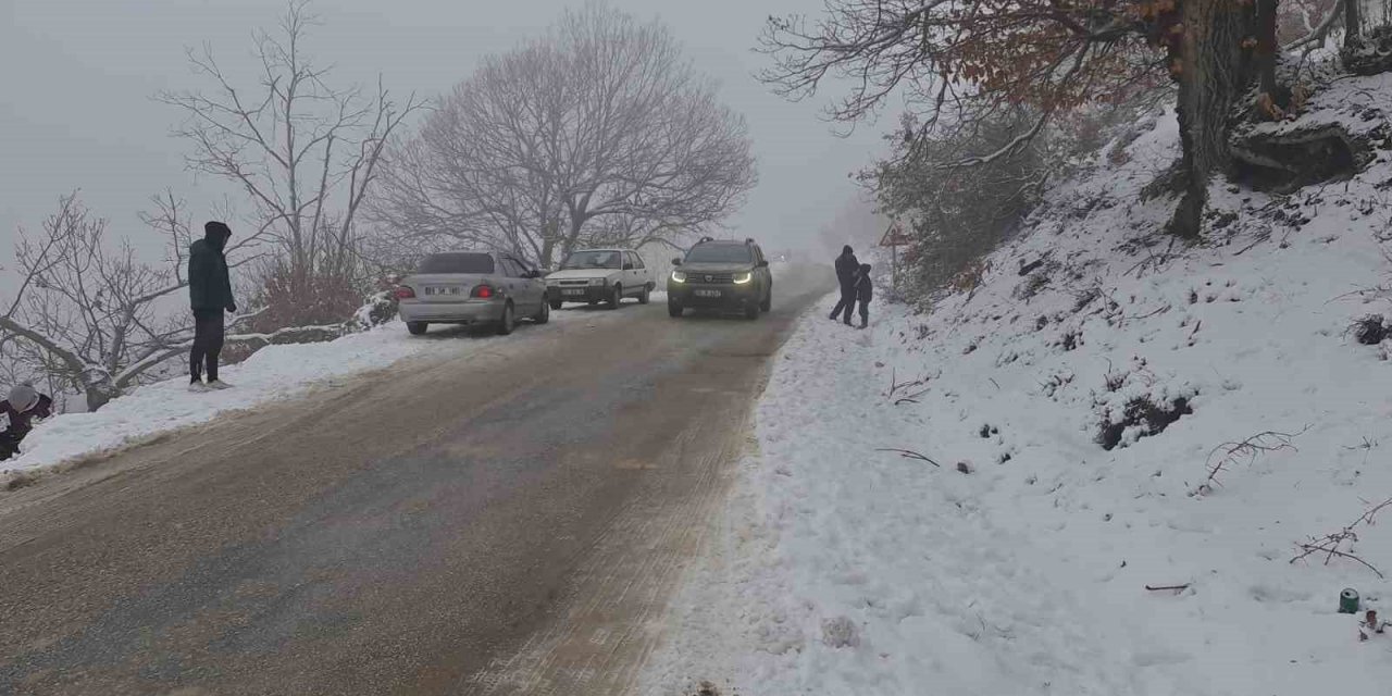 İzmir’de eğitime kar engeli