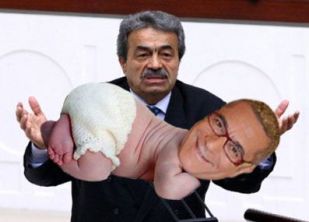 Kanatları altına aldı