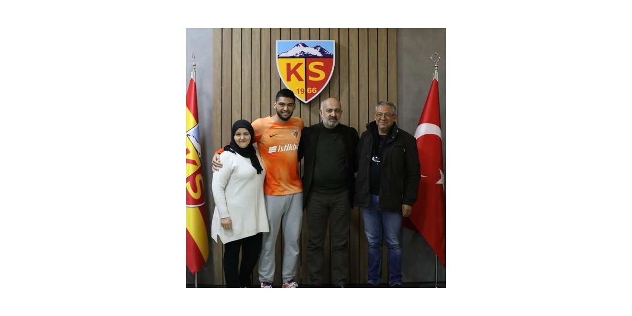 Kayserispor kalecisi Bilal Bayezit: "Nice başarılar elde edeceğiz"