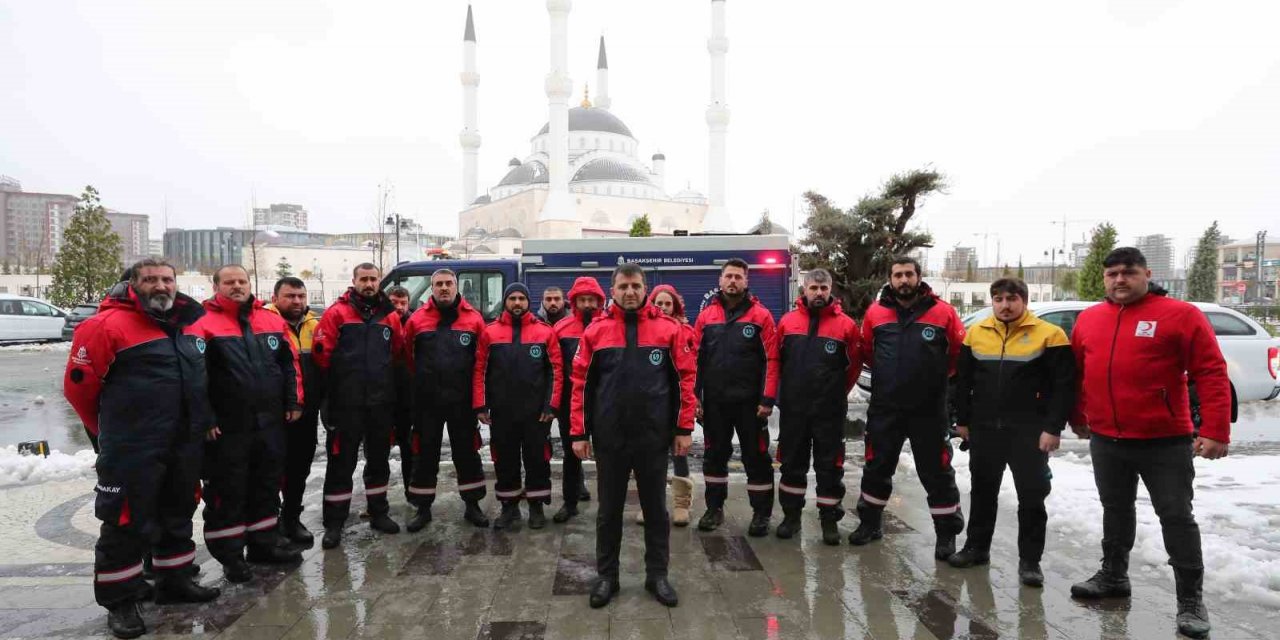 Başakşehir Belediyesi ekipleri deprem bölgesine gidiyor