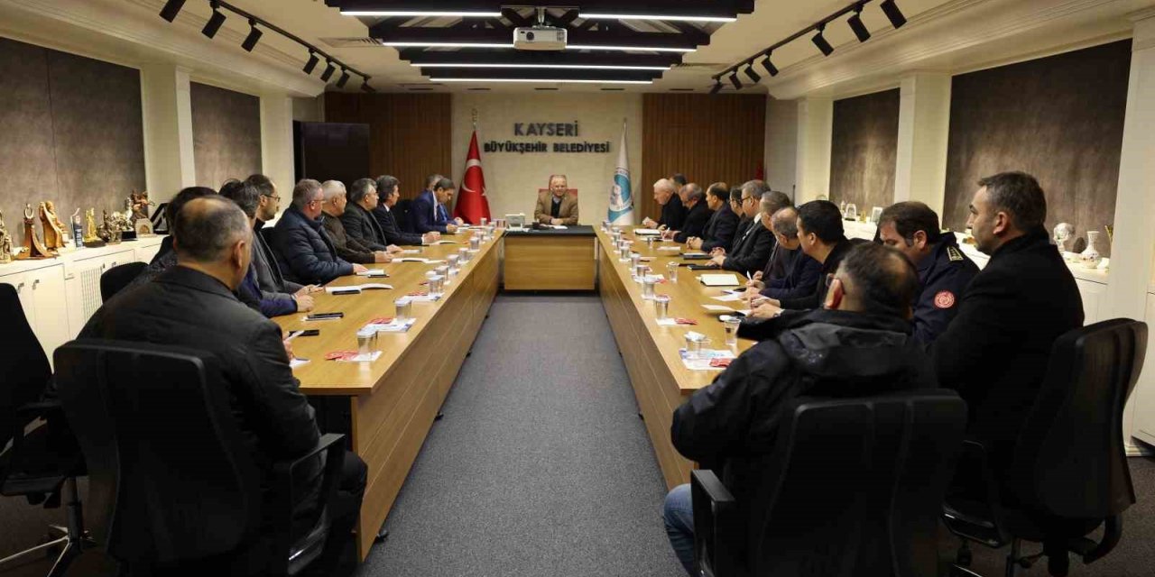 Başkan Büyükkılıç’tan ‘Yardım Koordinasyon Toplantısı’